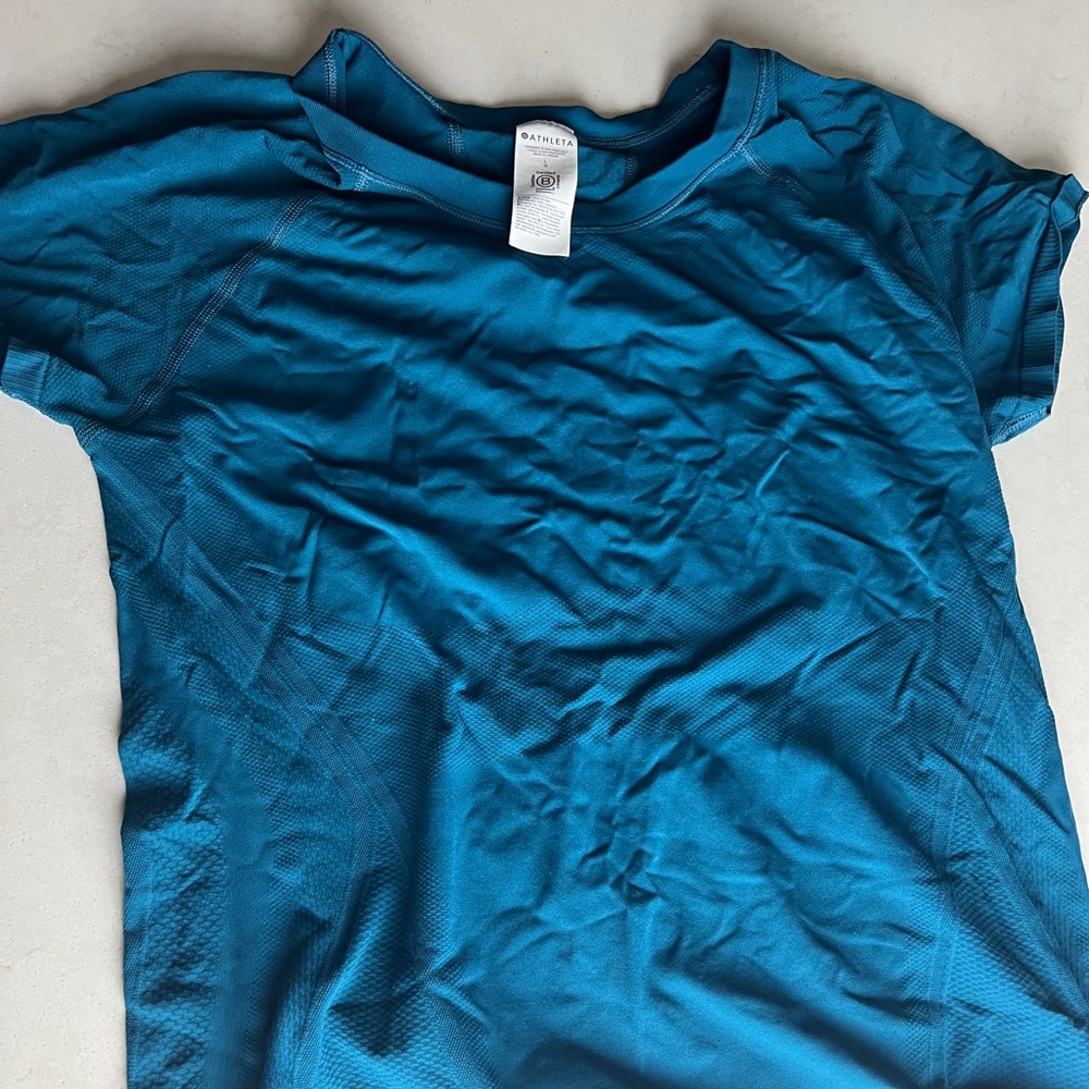 Athleta Teal Short Sleeve Tee Momentum Tee